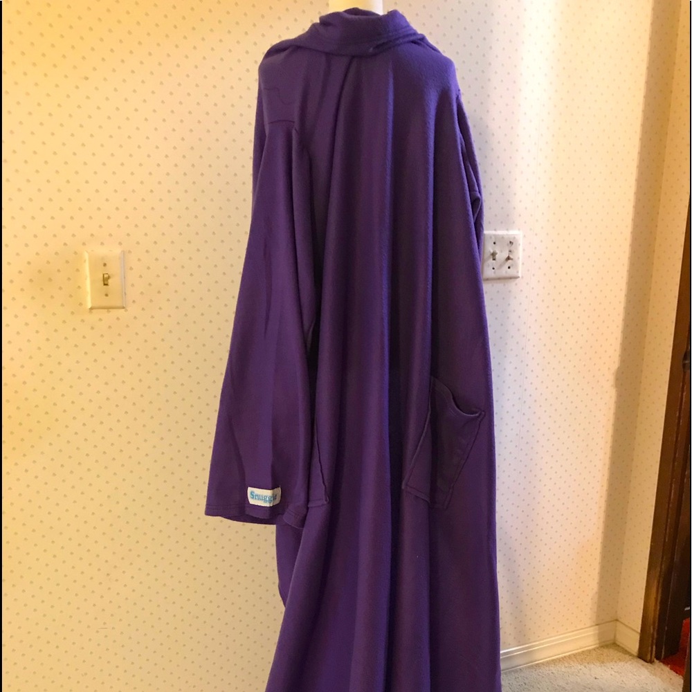 🌸SNUGGIE Purple Long fleece Blanket with Sleeves